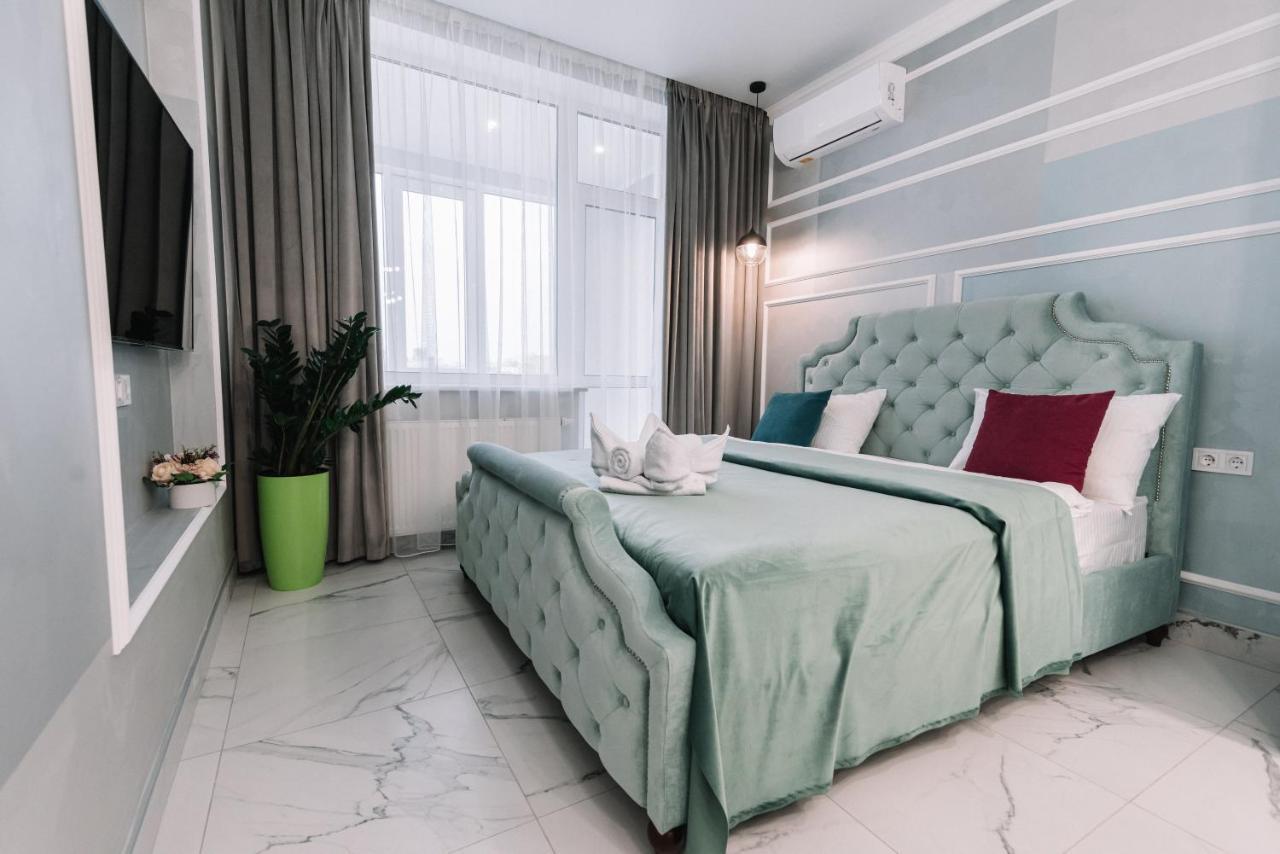Royal Tower Vip Smart Apartments 1 キエフ エクステリア 写真
