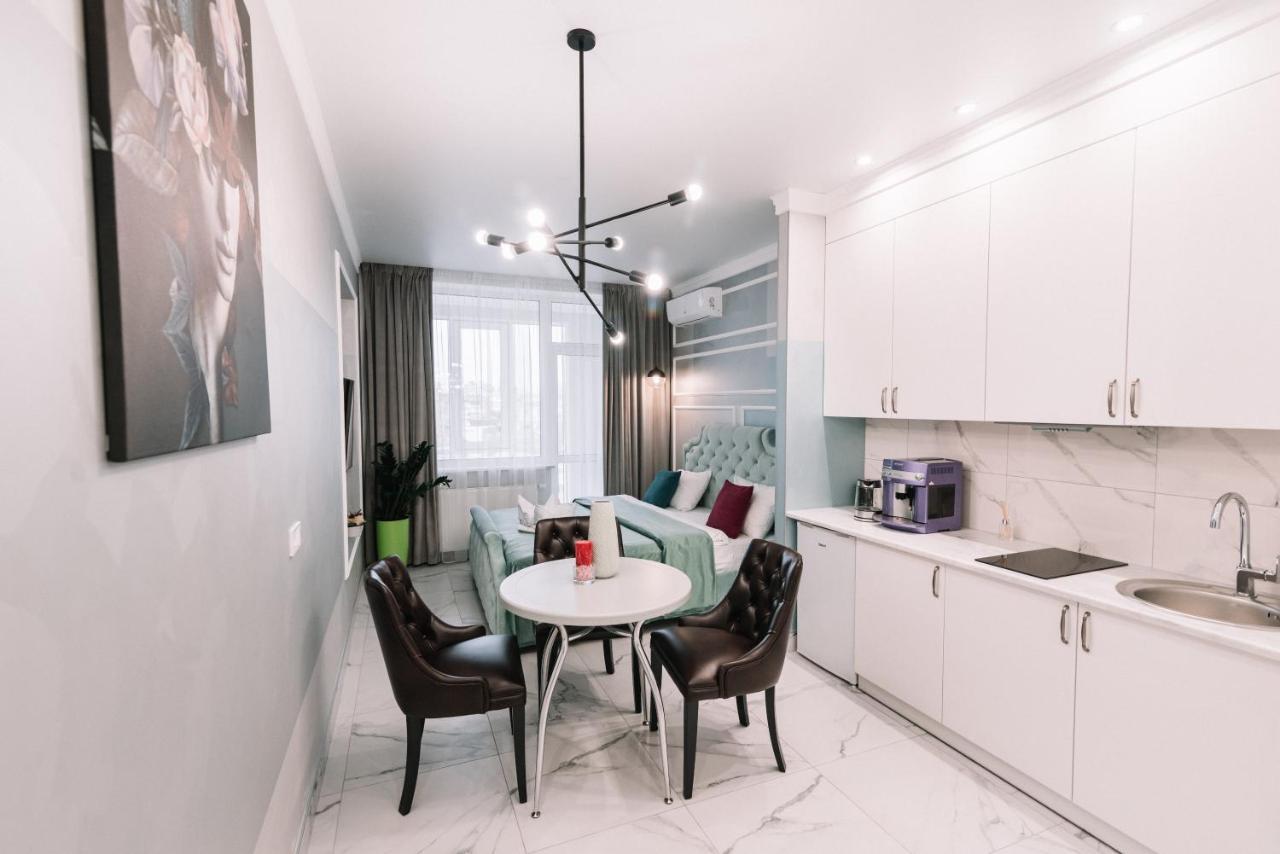 Royal Tower Vip Smart Apartments 1 キエフ エクステリア 写真