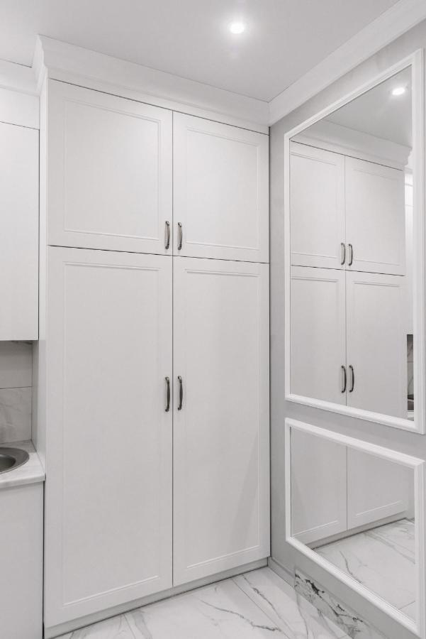 Royal Tower Vip Smart Apartments 1 キエフ エクステリア 写真