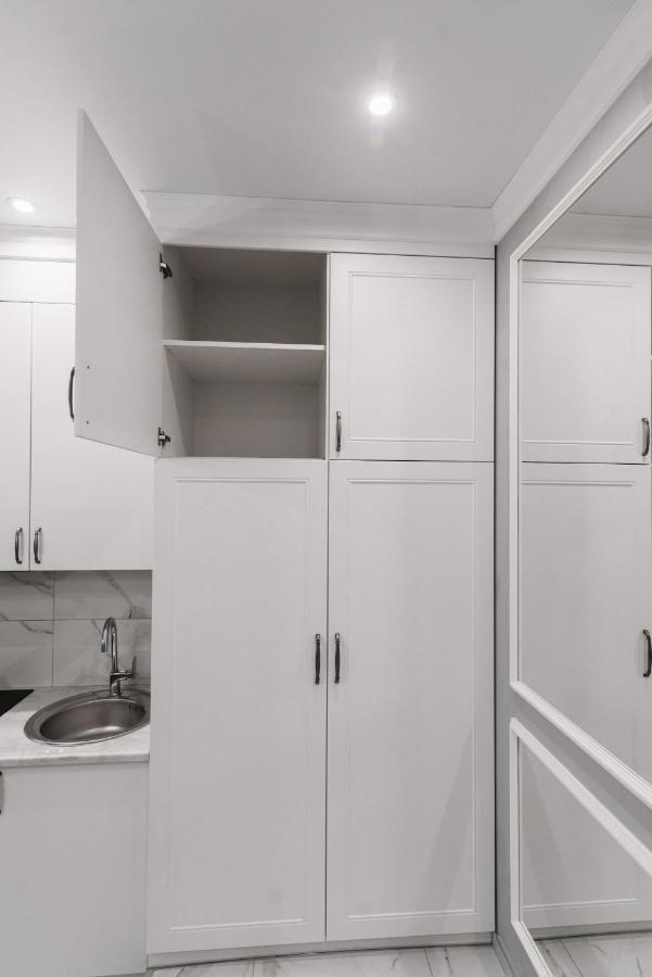 Royal Tower Vip Smart Apartments 1 キエフ エクステリア 写真